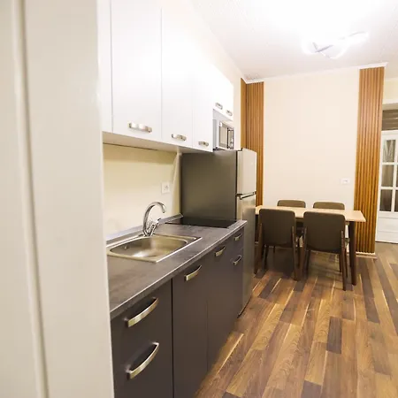 Townsquare Central Tirana